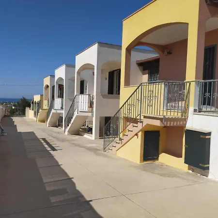 Casa Di Rocco Torre Pali
